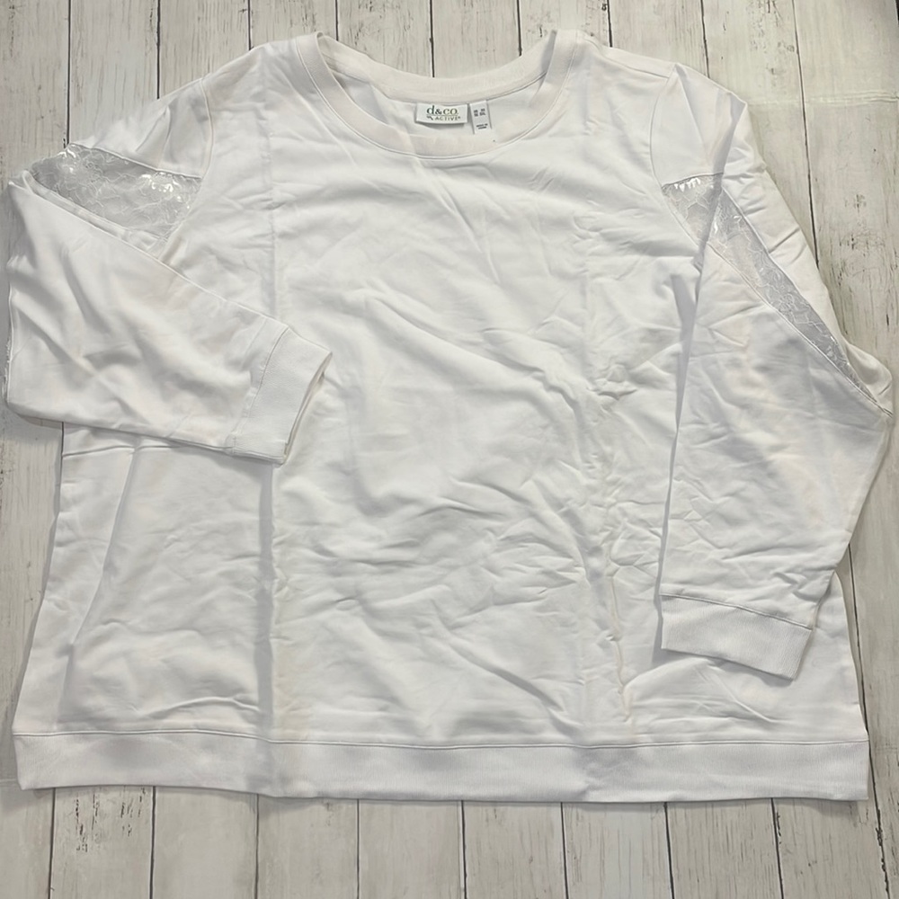 Women’s Denim&Co Active long Sleeve with Sleeve Lace Detail- Size 3X